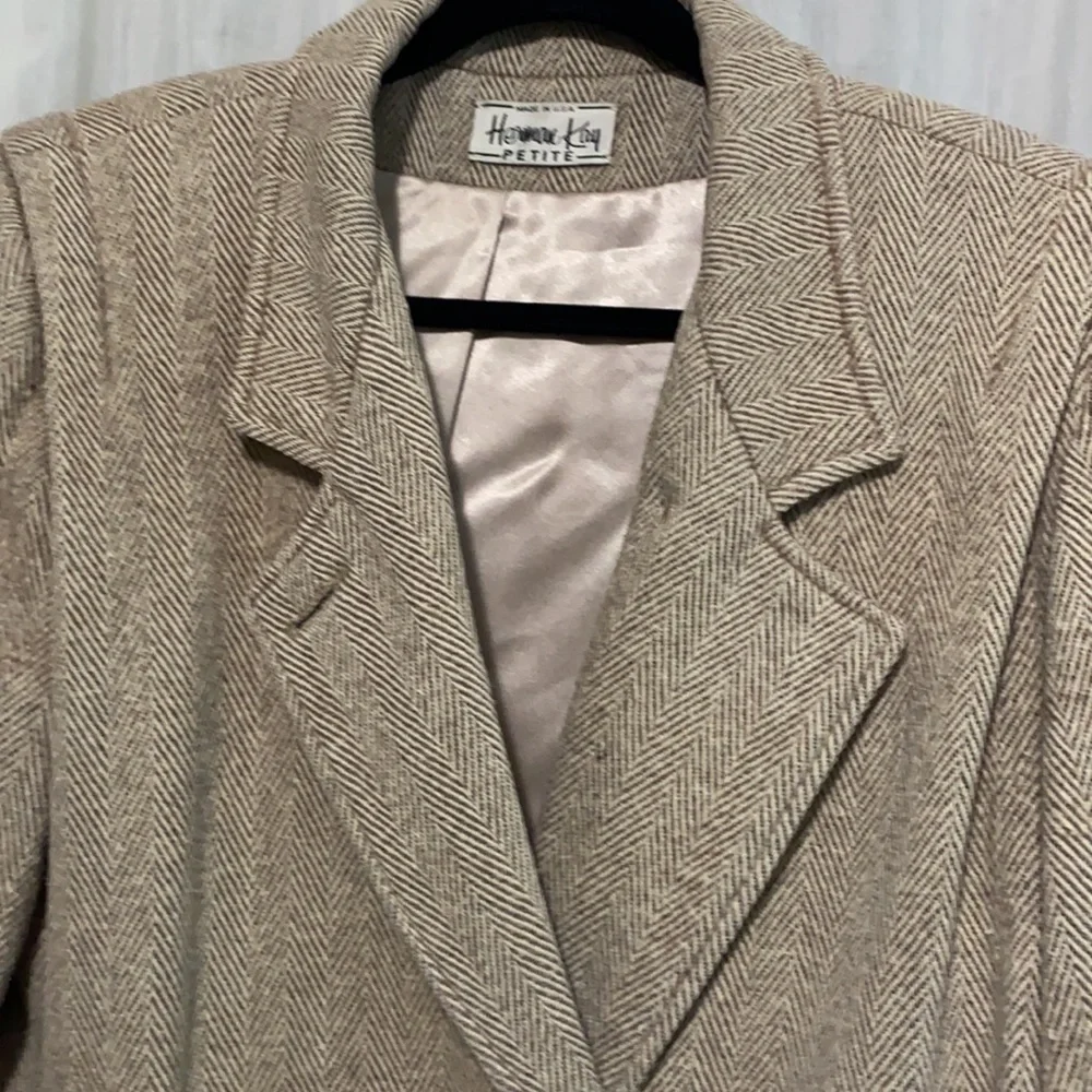 Blazer - Picture 7 of 15